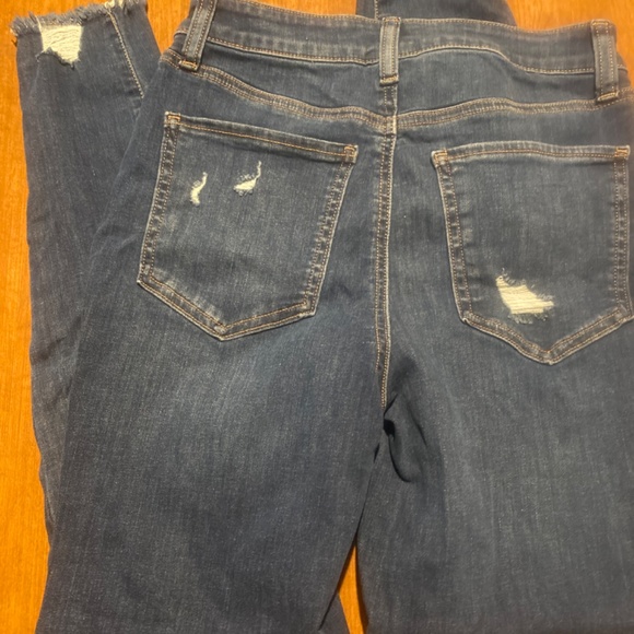 Jeans - Picture 3 of 3